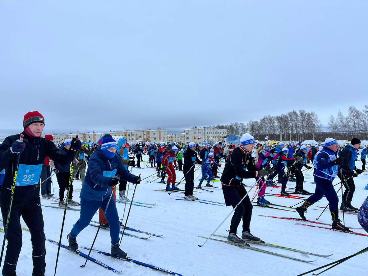 photo_5226807571413406836_y