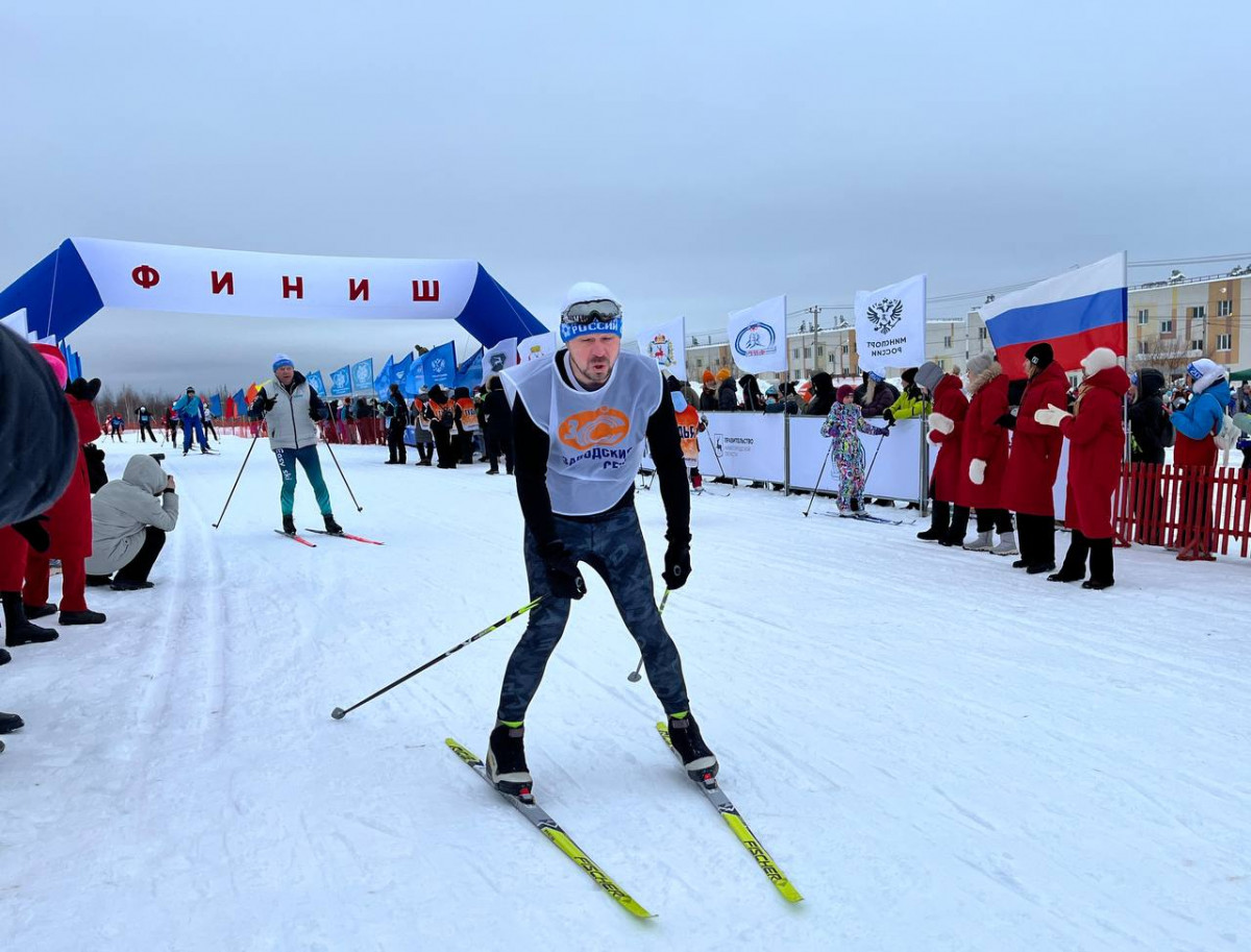 photo_5226807571413406845_y