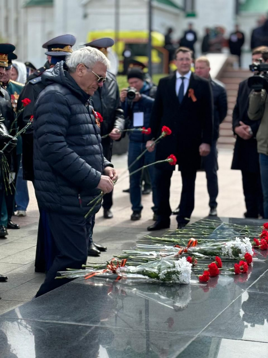 Евгений Люлин принял участие в торжествах по случаю 79-й годовщины Победы